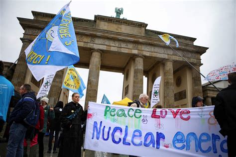 France hosts pro-nuclear meet to push for EU recognition of climate goals